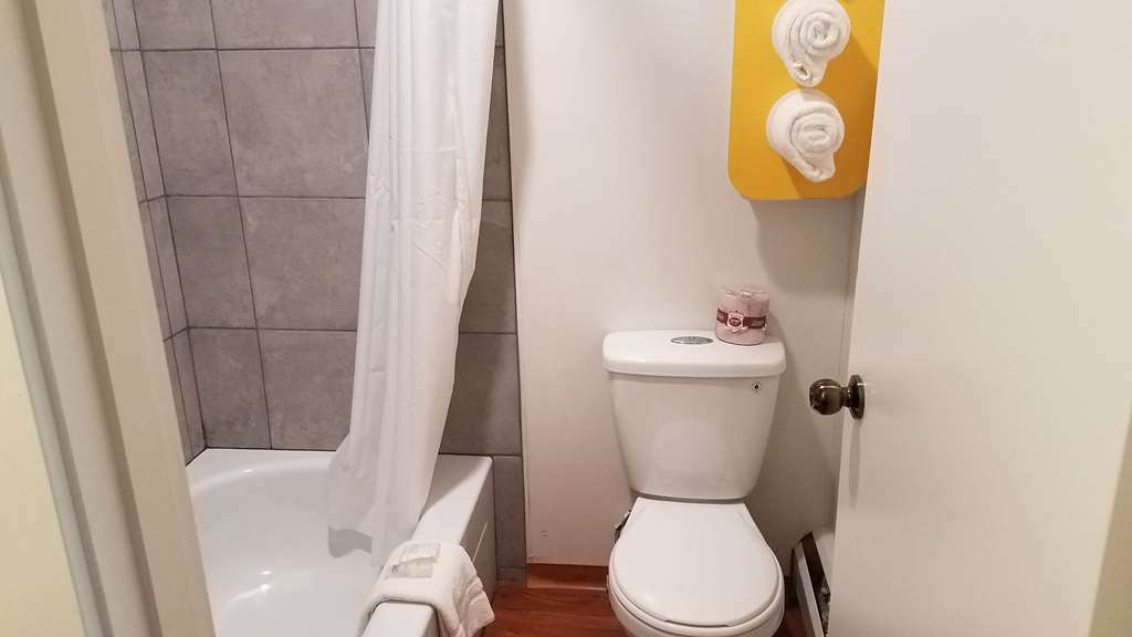 Motel Bo-Camrose, Ab Room photo
