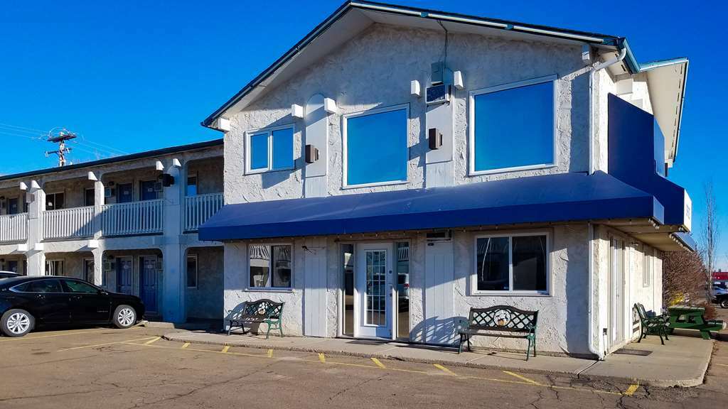 Motel Bo-Camrose, Ab Exterior photo