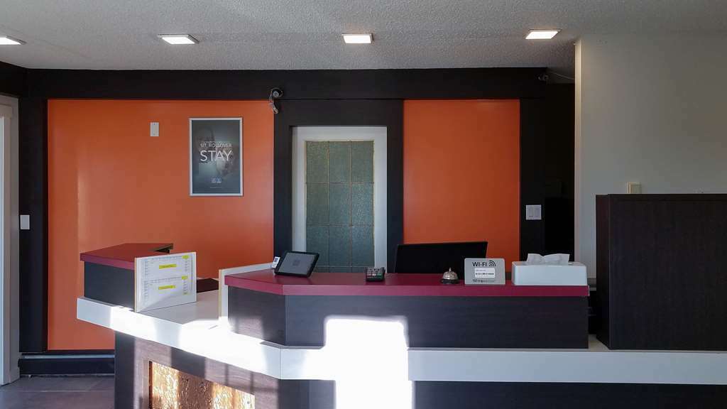 Motel Bo-Camrose, Ab Interior photo